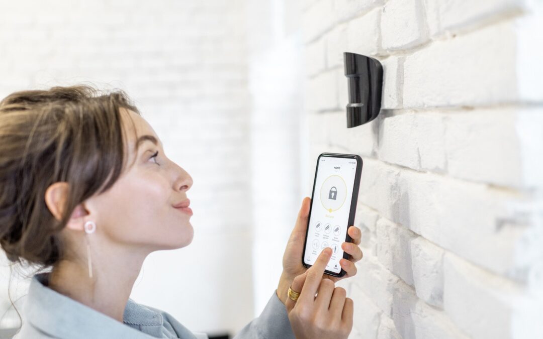 Jakie są najczęstsze błędy podczas instalacji systemów alarmowych i jak ich uniknąć?